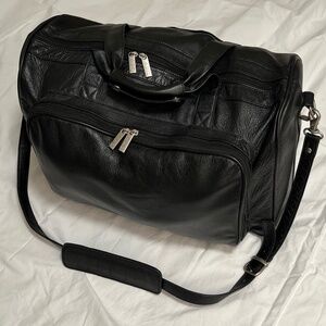 Amerileather 18-inch Leather Weekender black